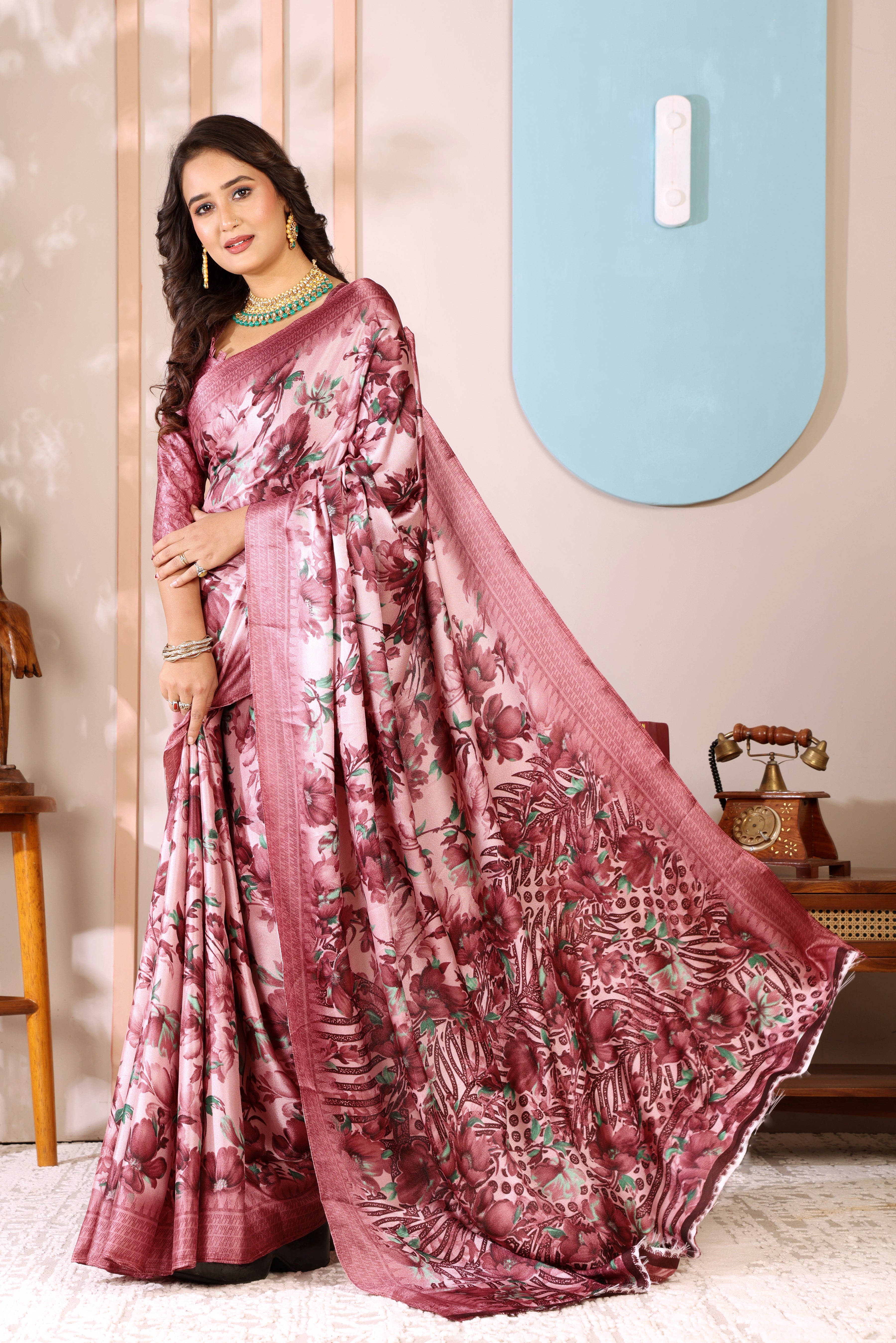 Gold Printed, Digital Print, Floral Print Bollywood Chiffon saree