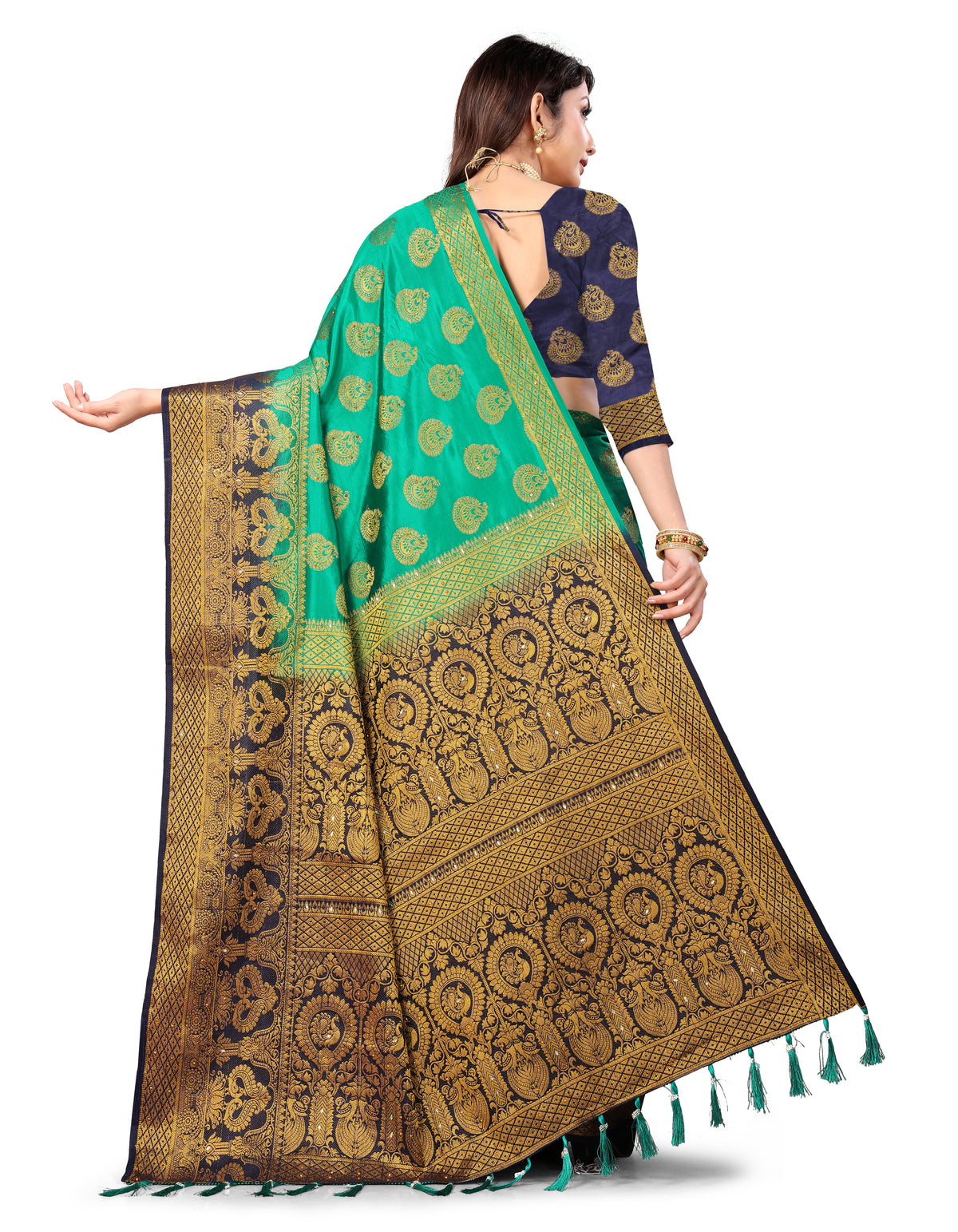 Green Banarasi Silk Saree With Diamond Work With Tassels
