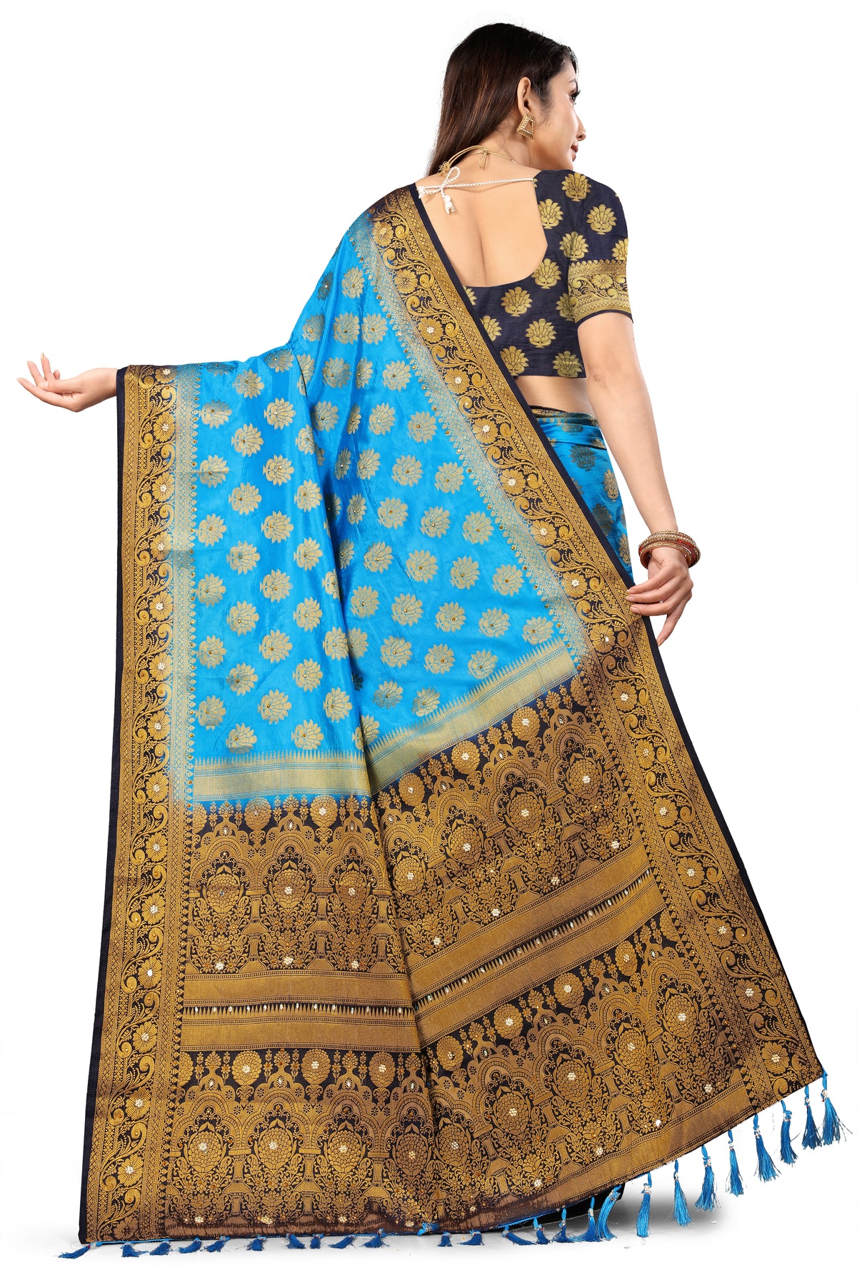 Firozi Silk Saree With Diamond Work