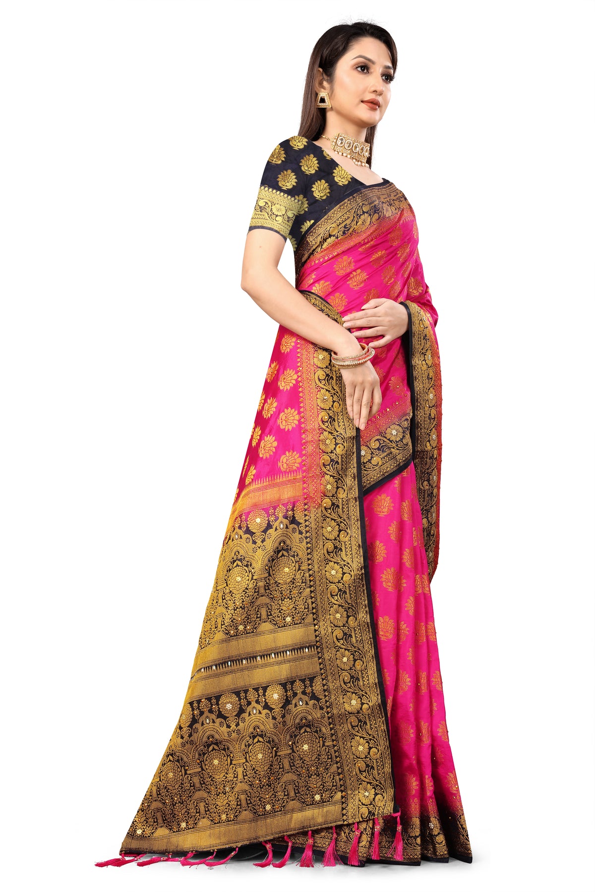 Rani Silk Saree With Diamond Work