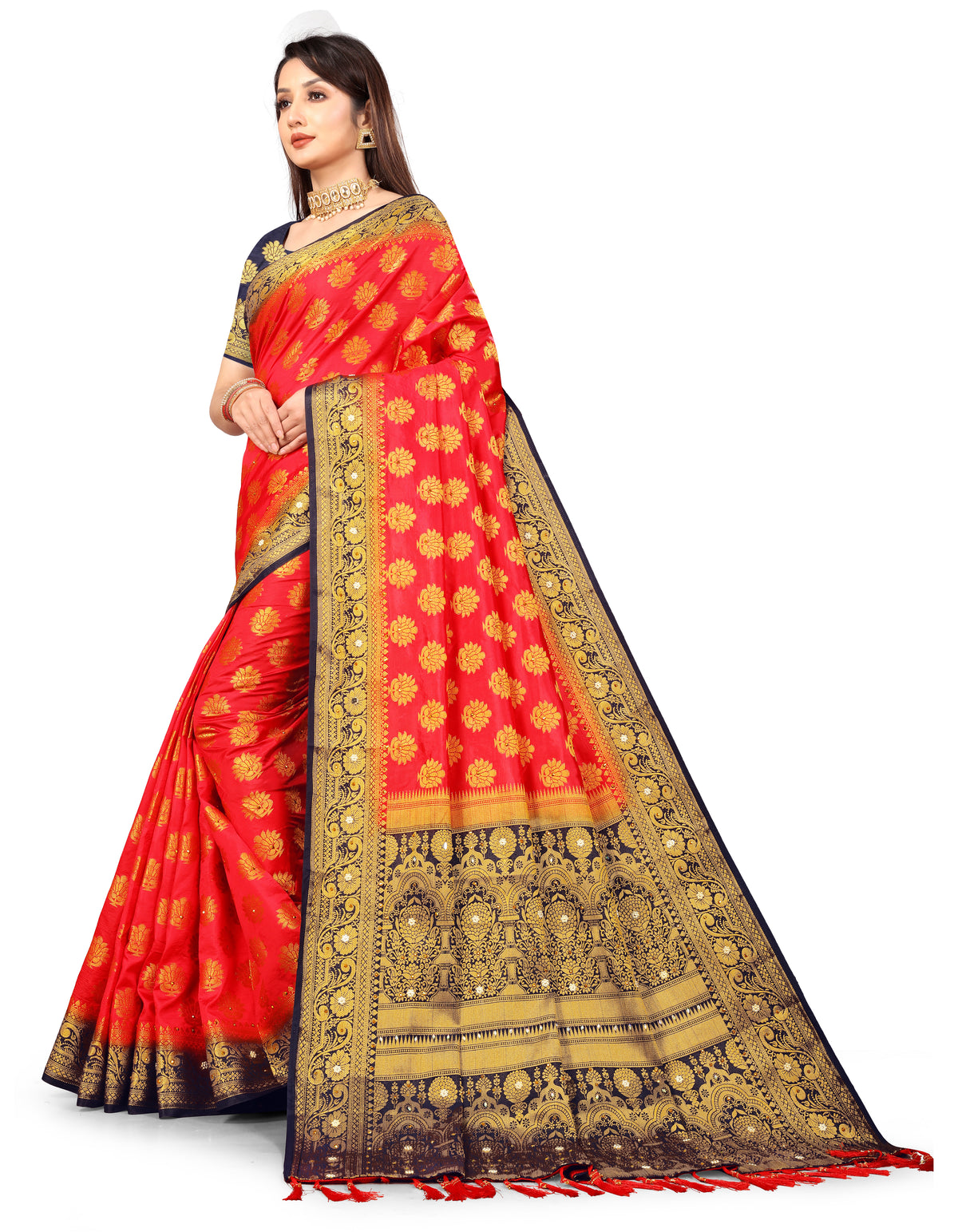 Red Silk Saree With Diamond Work