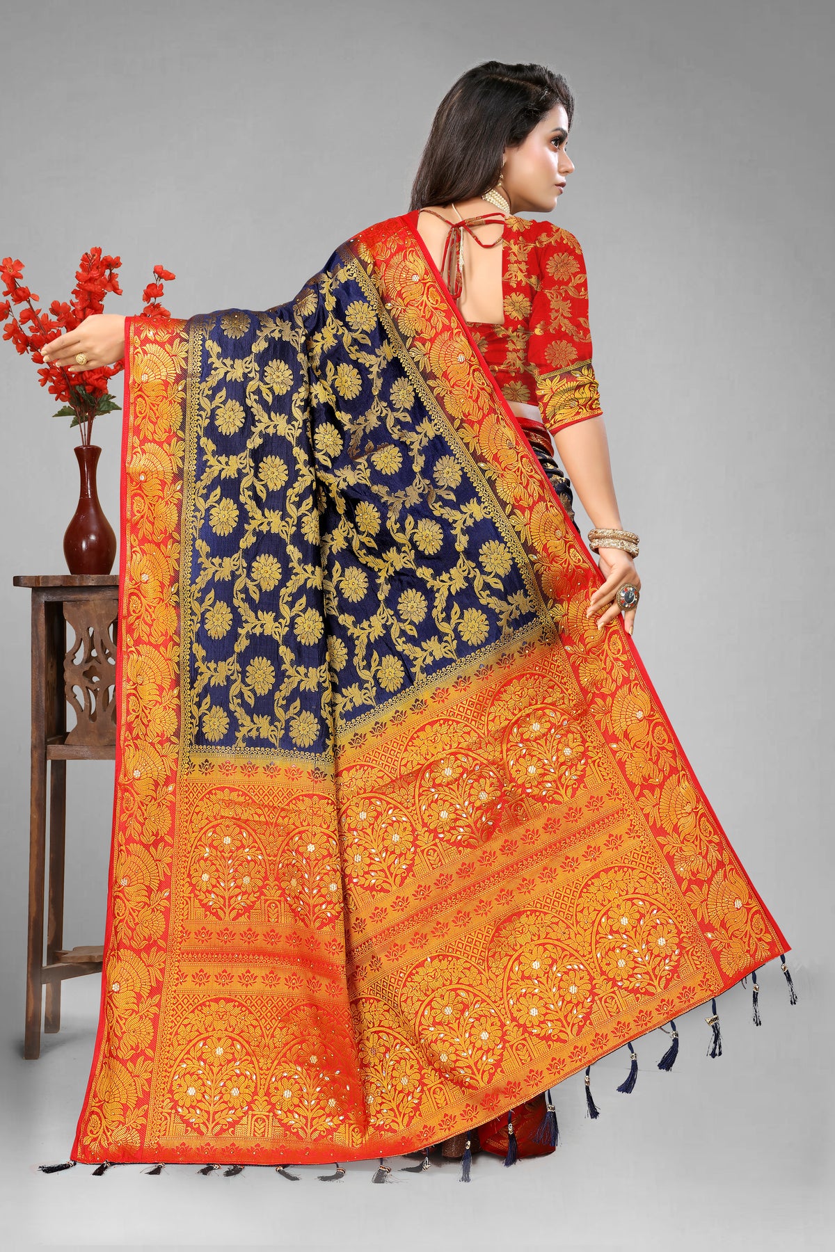 NavyBlue Banarasi Silk Saree With Diamond Work With Tassels