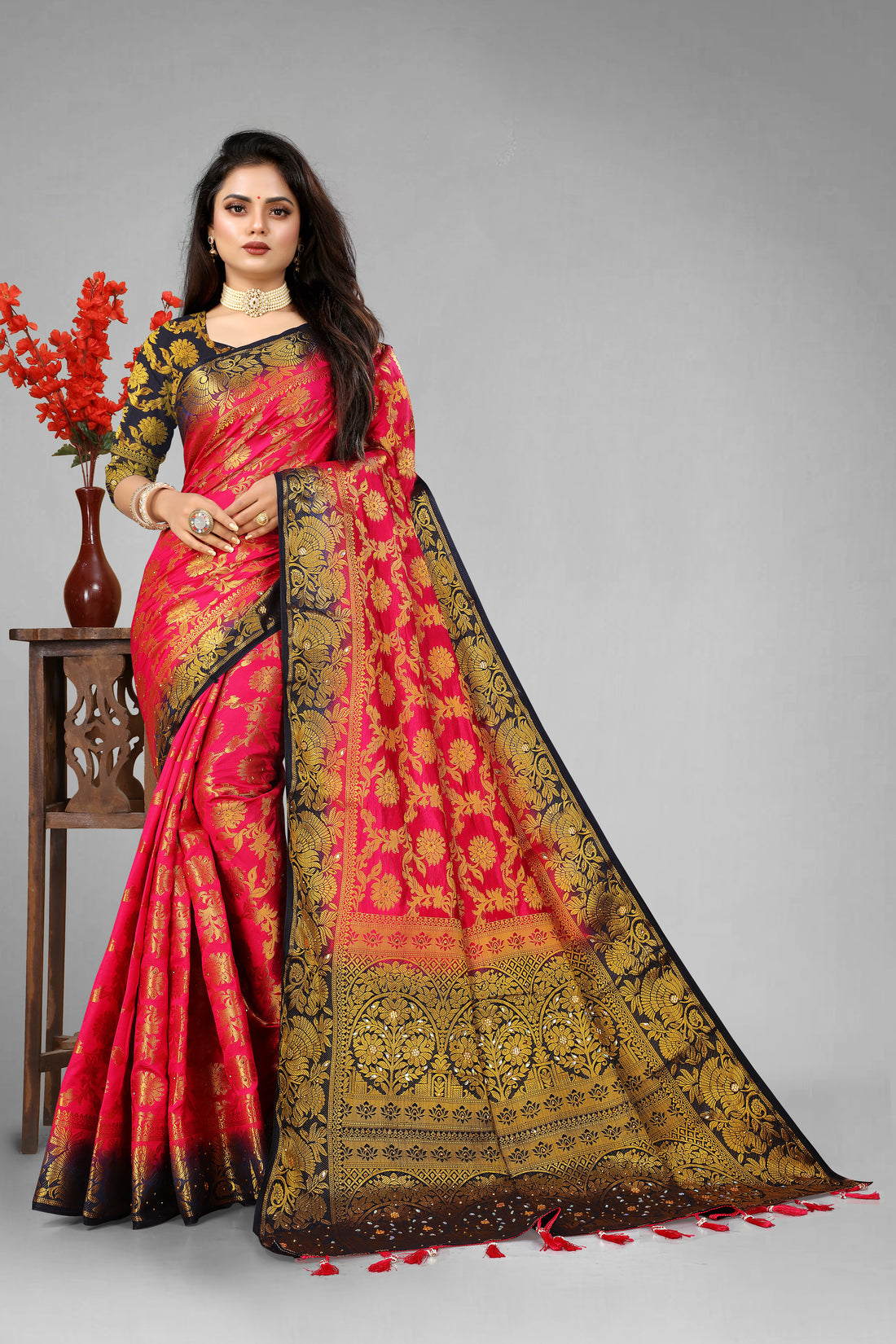 Rani Banarasi Silk Saree With Diamond Work With Tassels