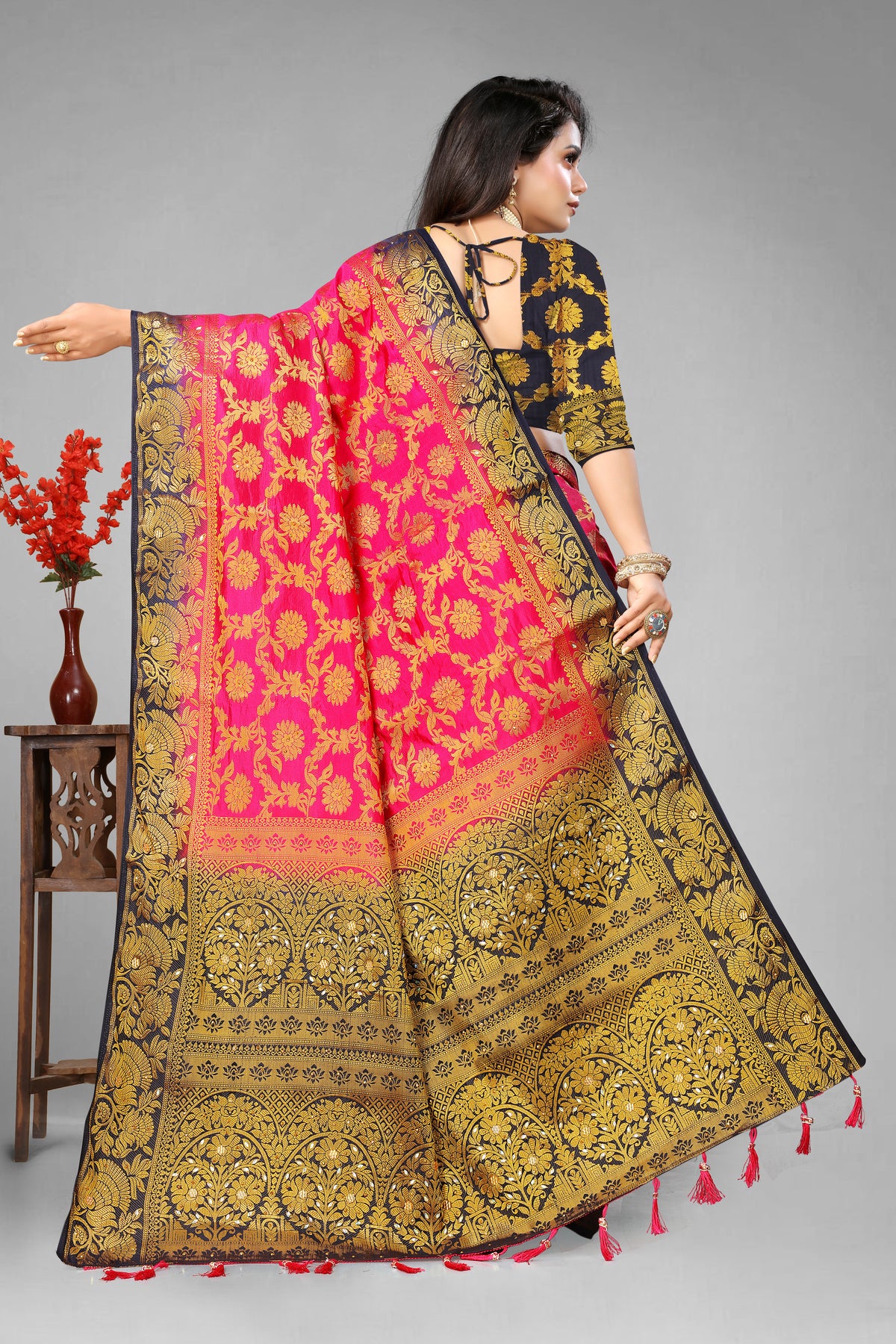 Rani Banarasi Silk Saree With Diamond Work With Tassels