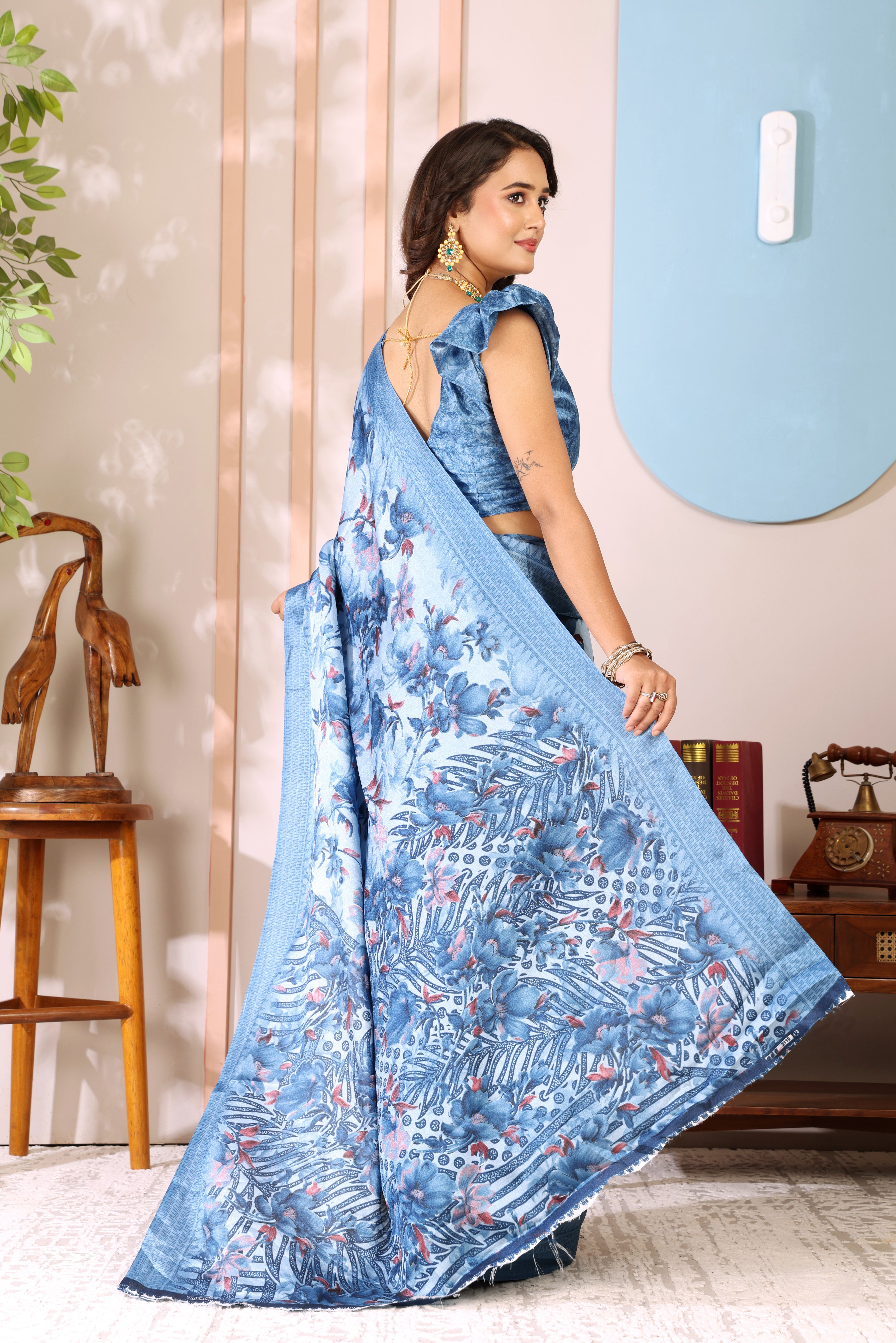 Gold Printed, Digital Print, Floral Print Bollywood Chiffon saree