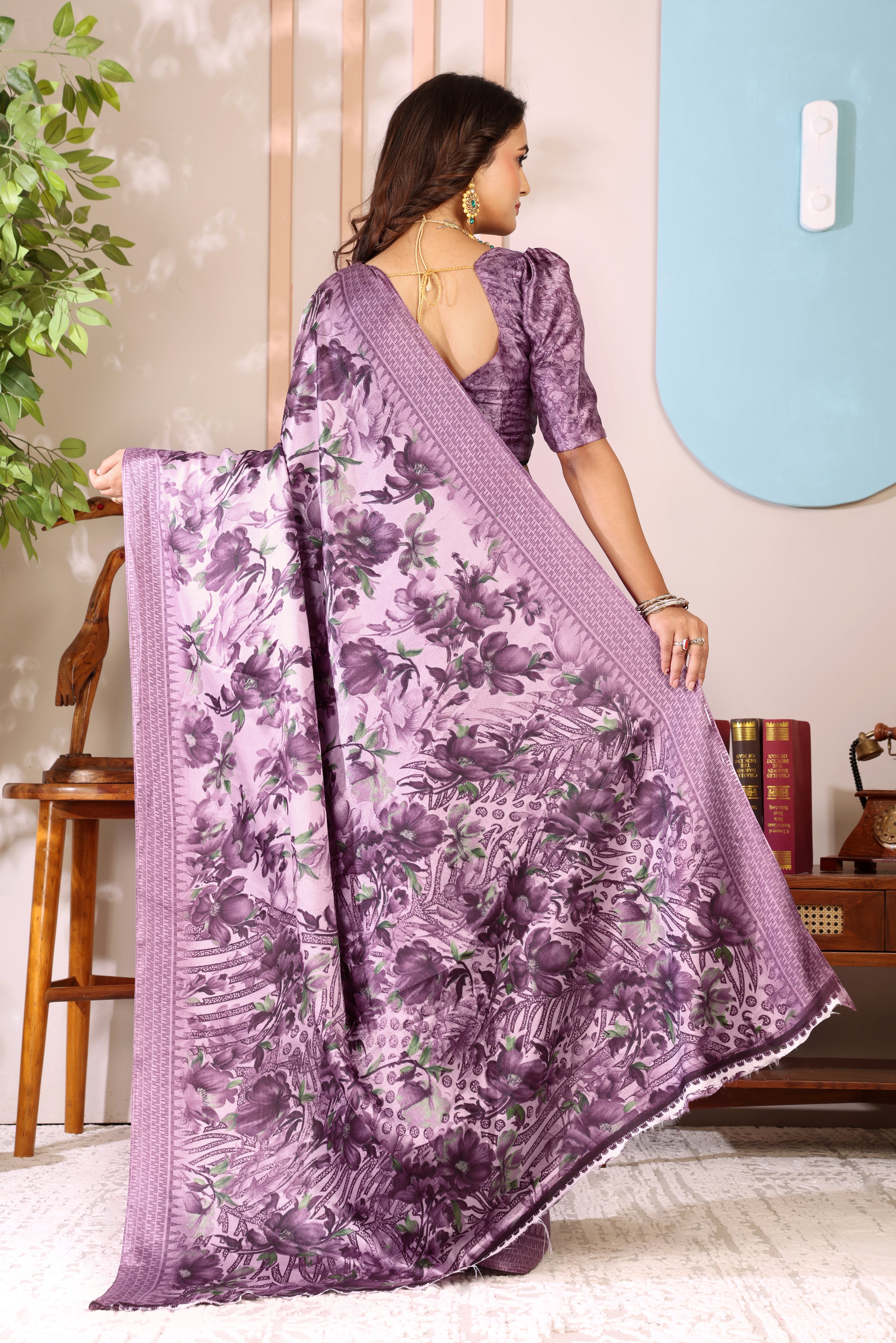 Gold Printed, Digital Print, Floral Print Bollywood Chiffon saree