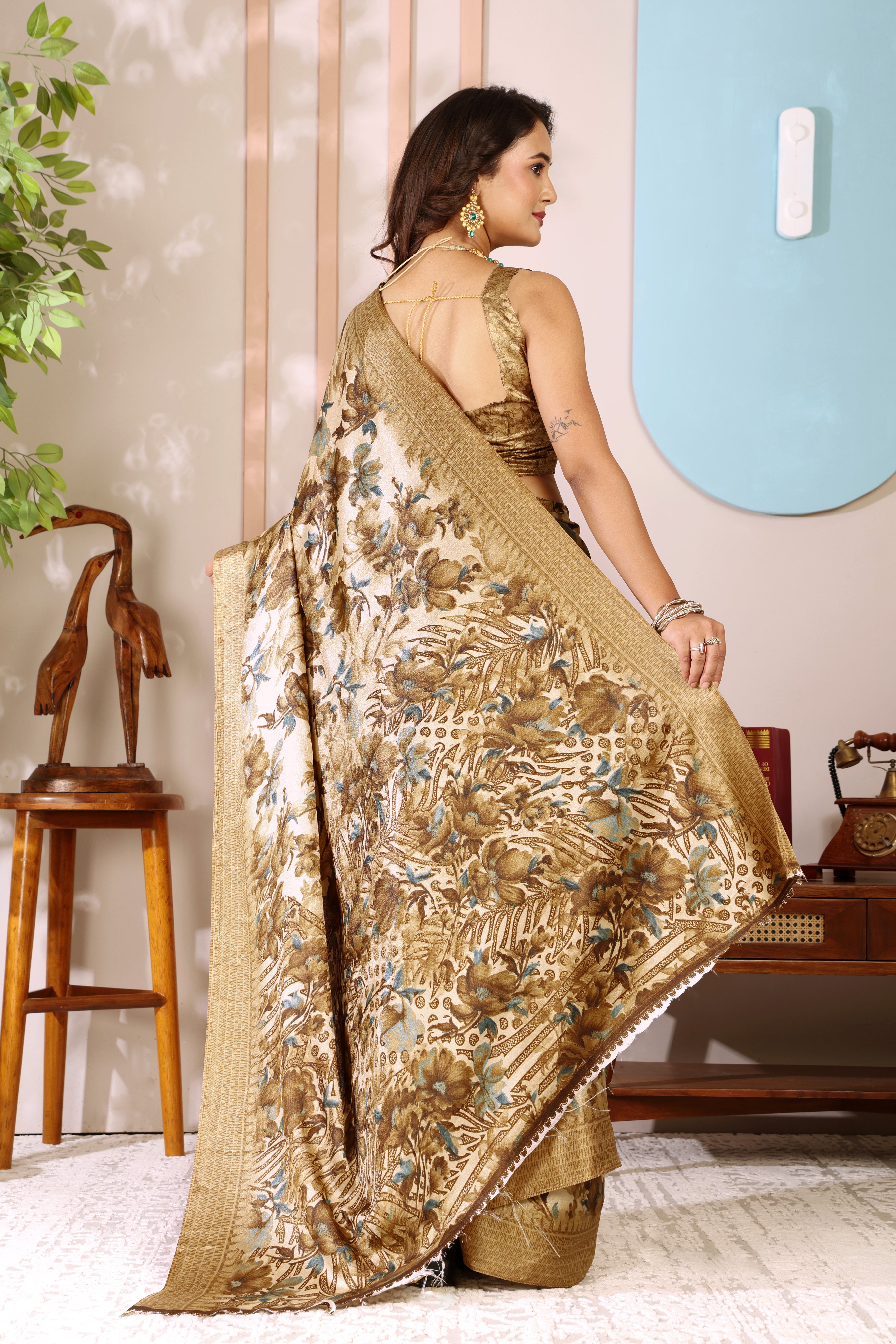 Gold Printed, Digital Print, Floral Print Bollywood Chiffon saree