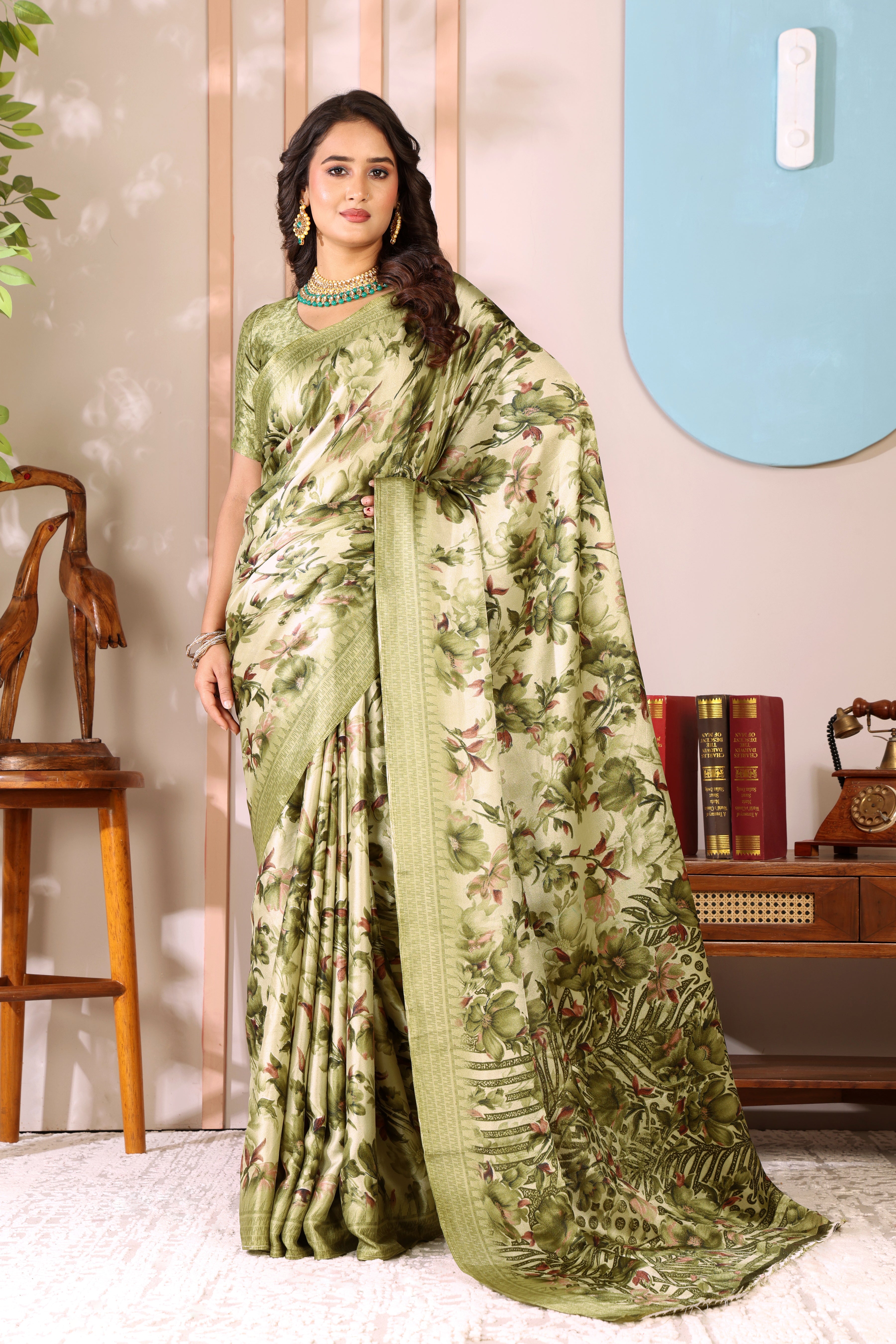 Gold Printed, Digital Print, Floral Print Bollywood Chiffon saree