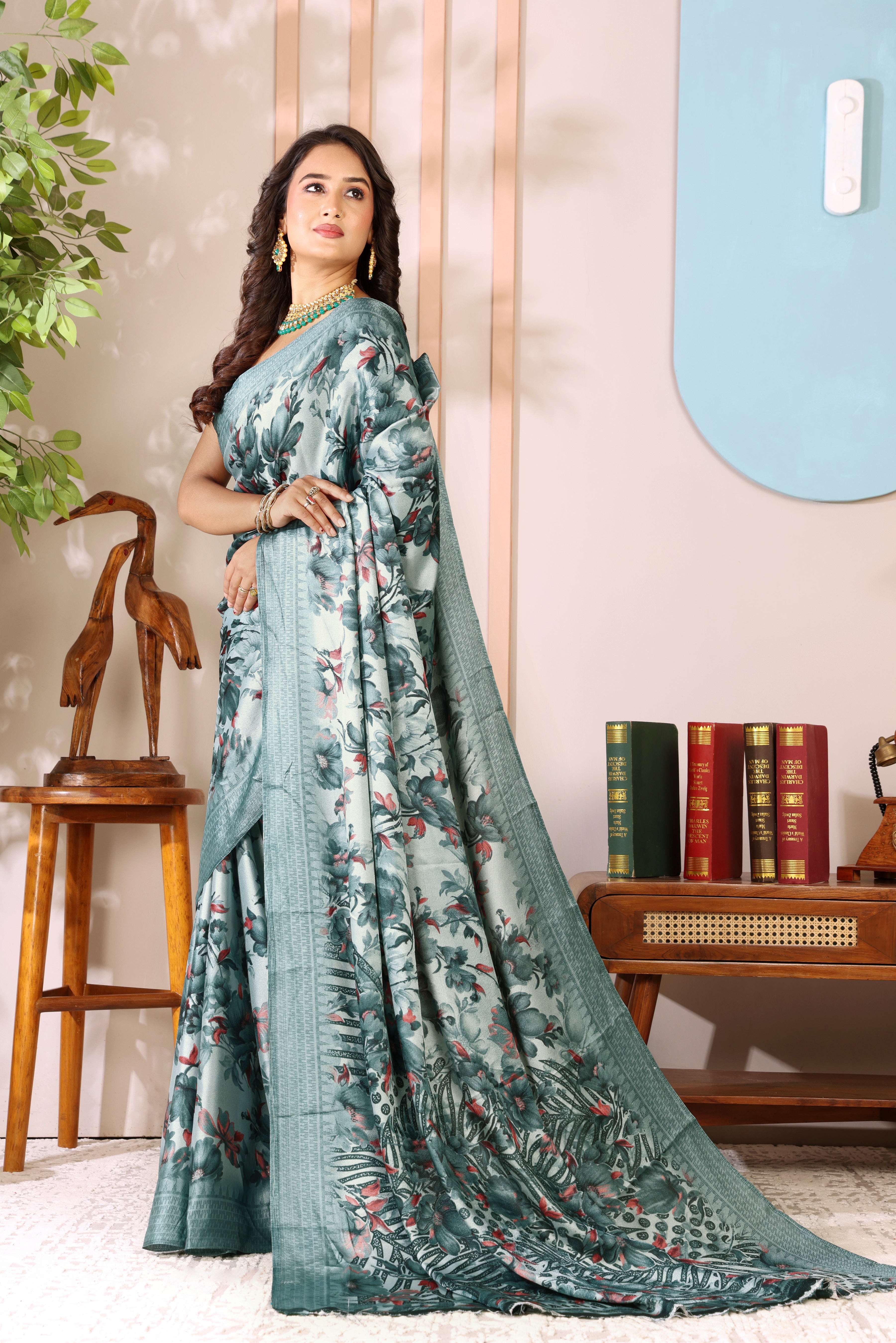 Gold Printed, Digital Print, Floral Print Bollywood Chiffon saree
