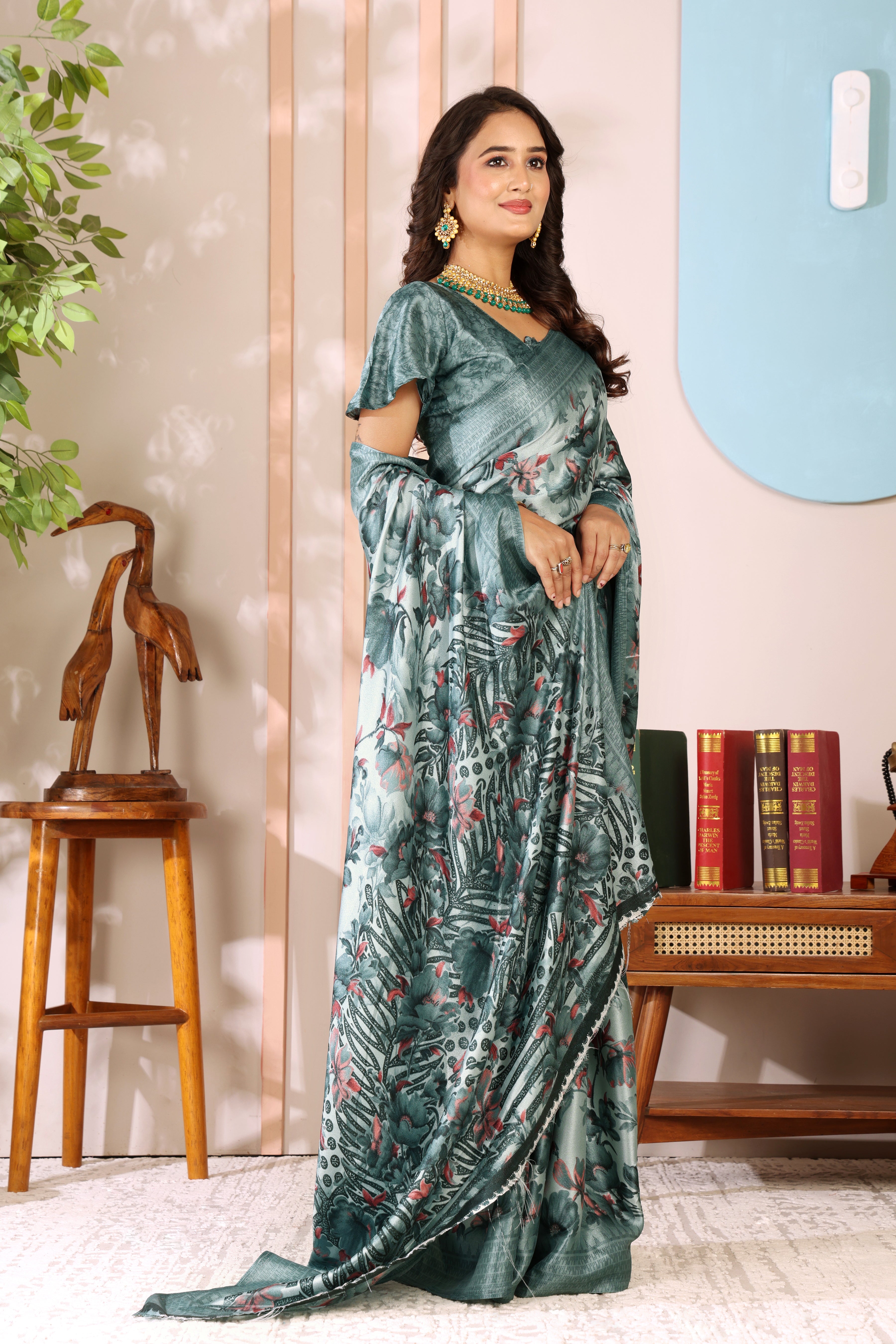 Gold Printed, Digital Print, Floral Print Bollywood Chiffon saree